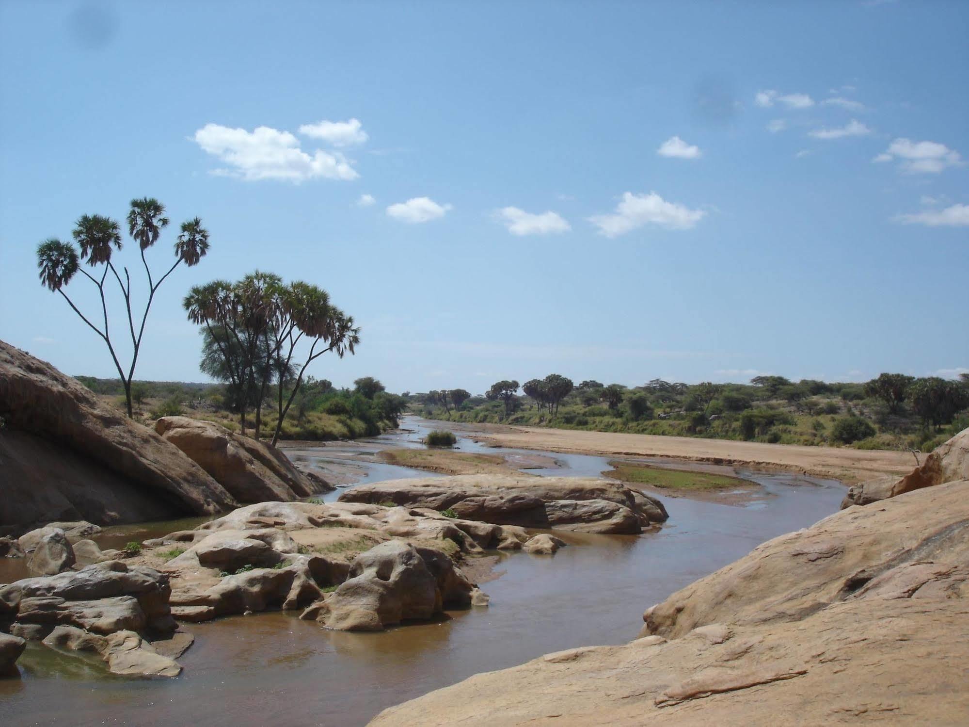 Sarova Shaba Game Lodge Archers Post Luaran gambar